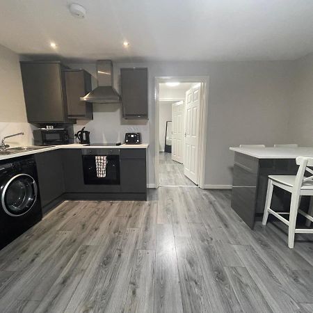 Mays Apartments - 147-153 Mill Street, Free Parking, 5 Minute Walk To Baltic Market And City Centre - Apartments Sleep 1-6 Guests Liverpool Exterior foto